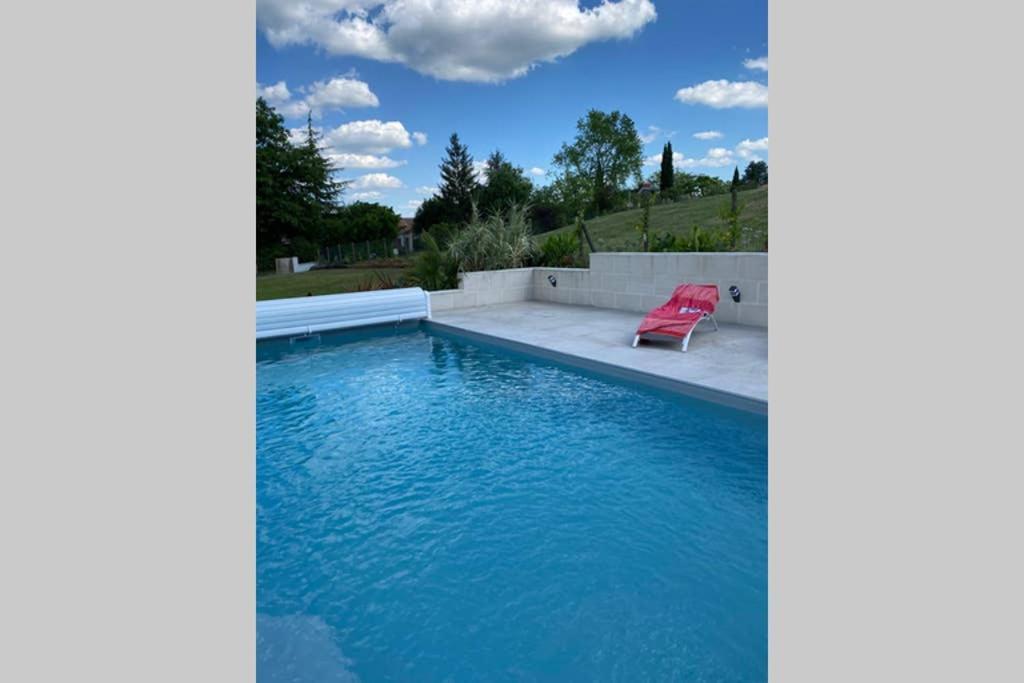 Alba. Piscine Grand Jardin Hauts De Bordeaux Villa Carignan-de-Bordeaux